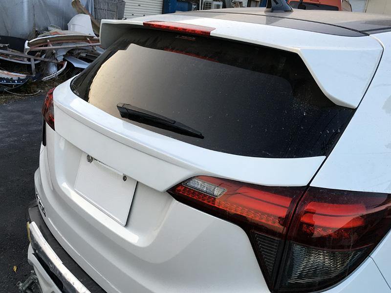 VEZEL 前期型用 テールゲートガーニッシュカバー - TM工房