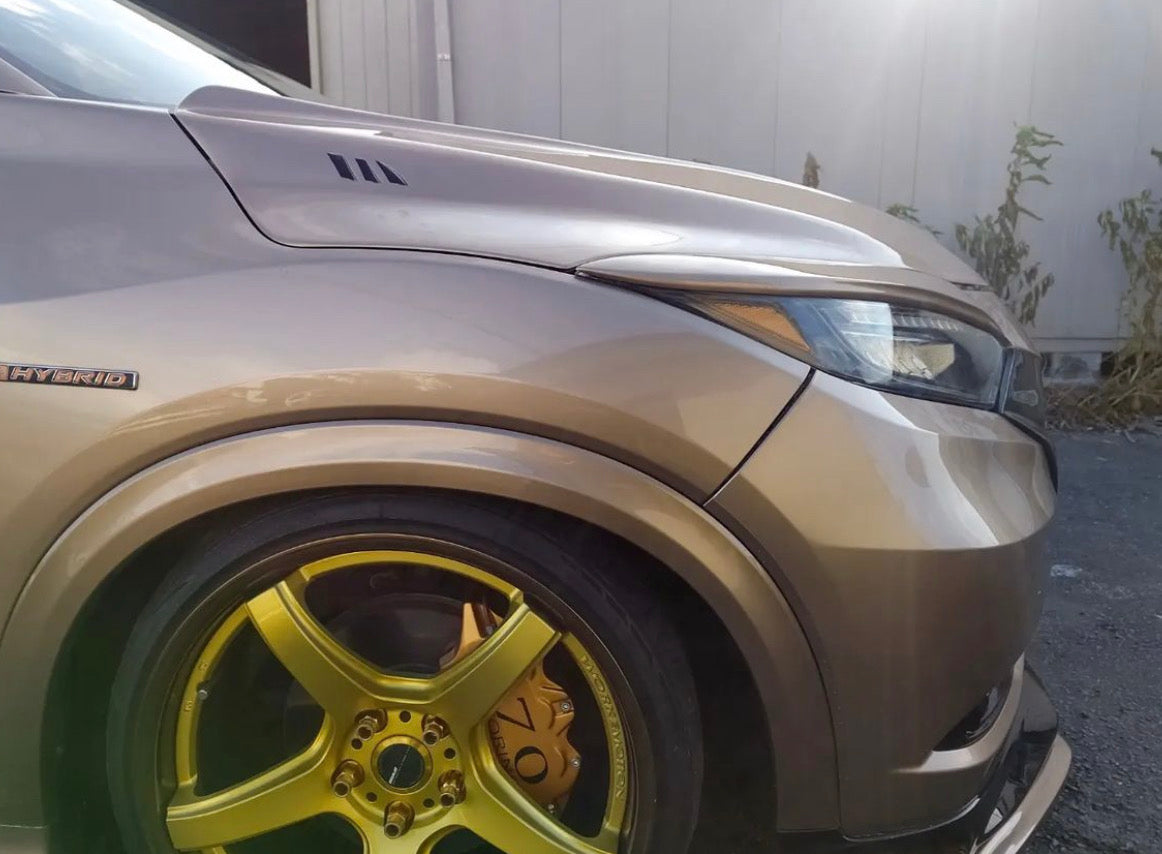 VEZEL FRP製 ボンネット